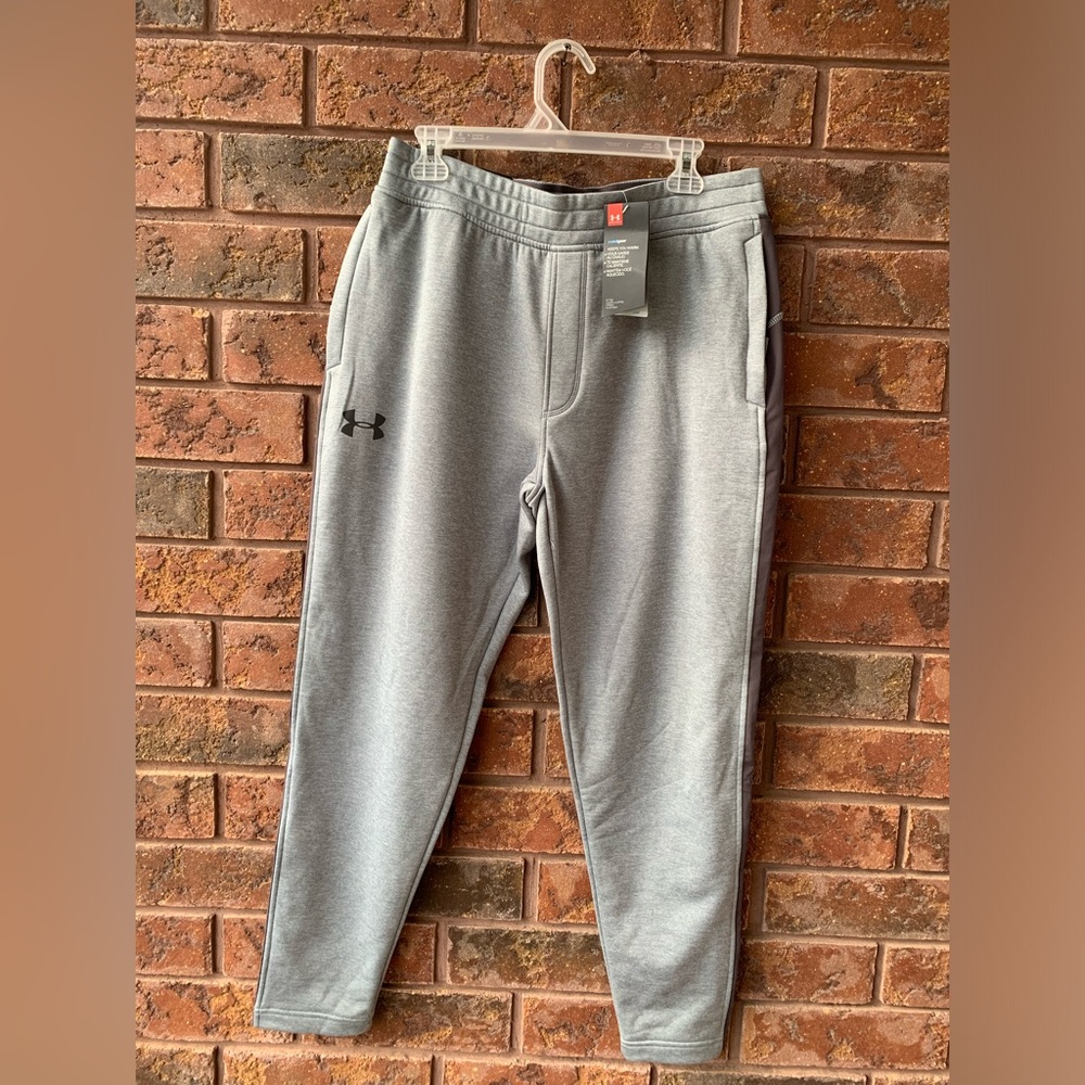 NWT UNDERARMOUR PANTS